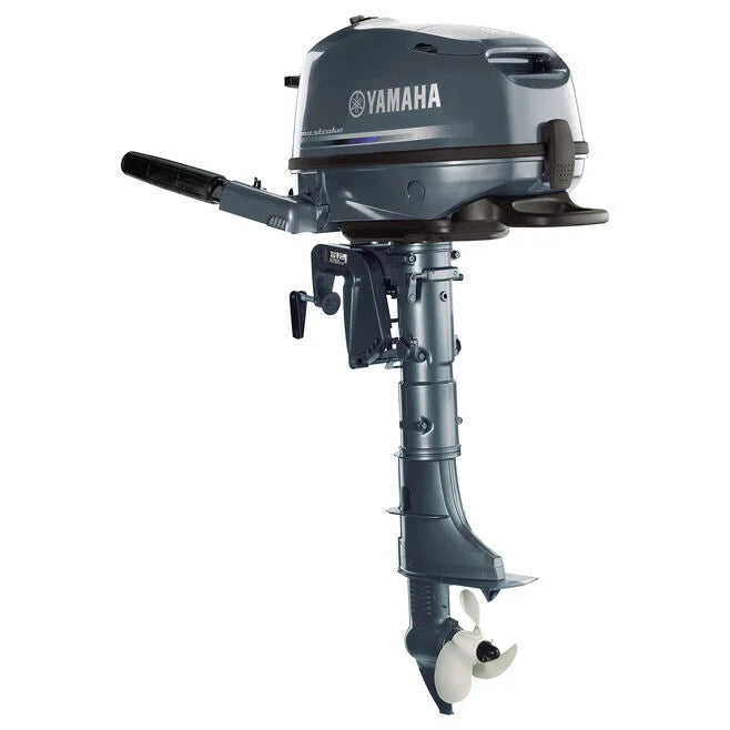 Yamaha 4 HP 4-stroke tiller outboard motor, front view
